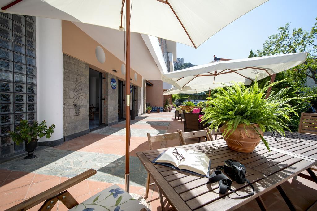 Eden Bleu Hotel Vico Equense Exterior photo